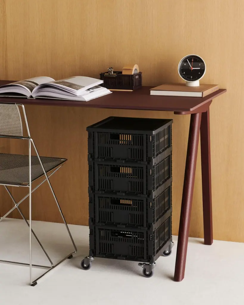 HAY Colour Crate M Square charcoal_HAY Colour Crate Lid Plastic M Square charcoal_HAY Colour Crate Wheels_X-Line Chair chromed steel.webp