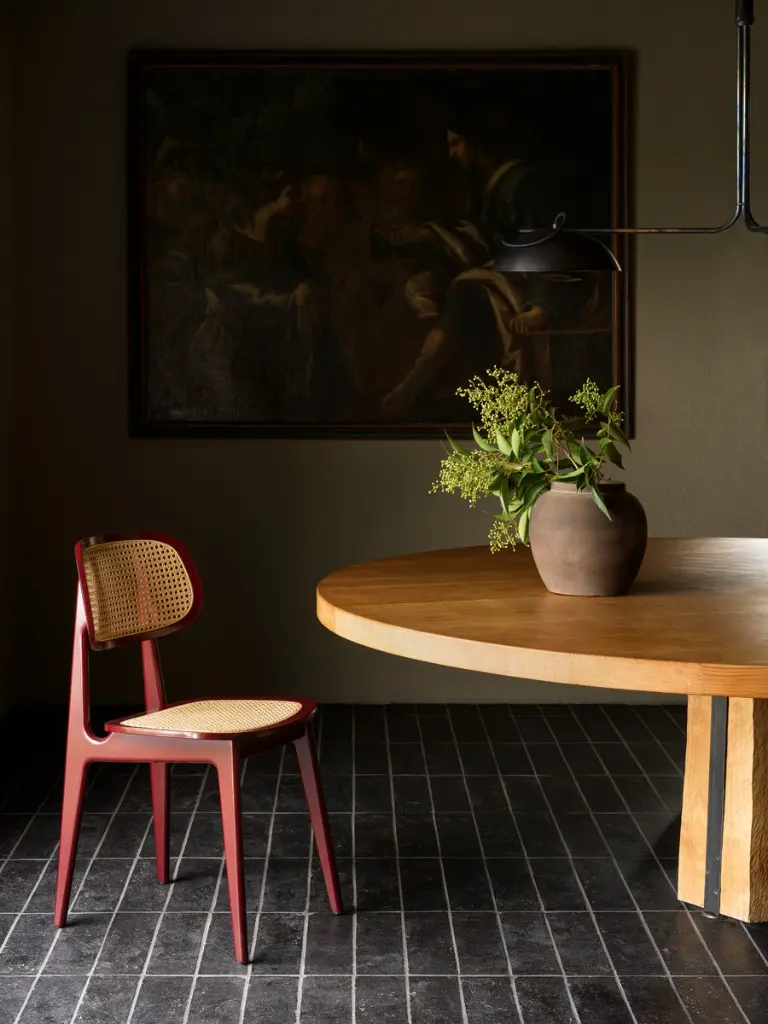 Vincent Sheppard_Titus dining chair cane seat bordeaux lacquered_HR.webp