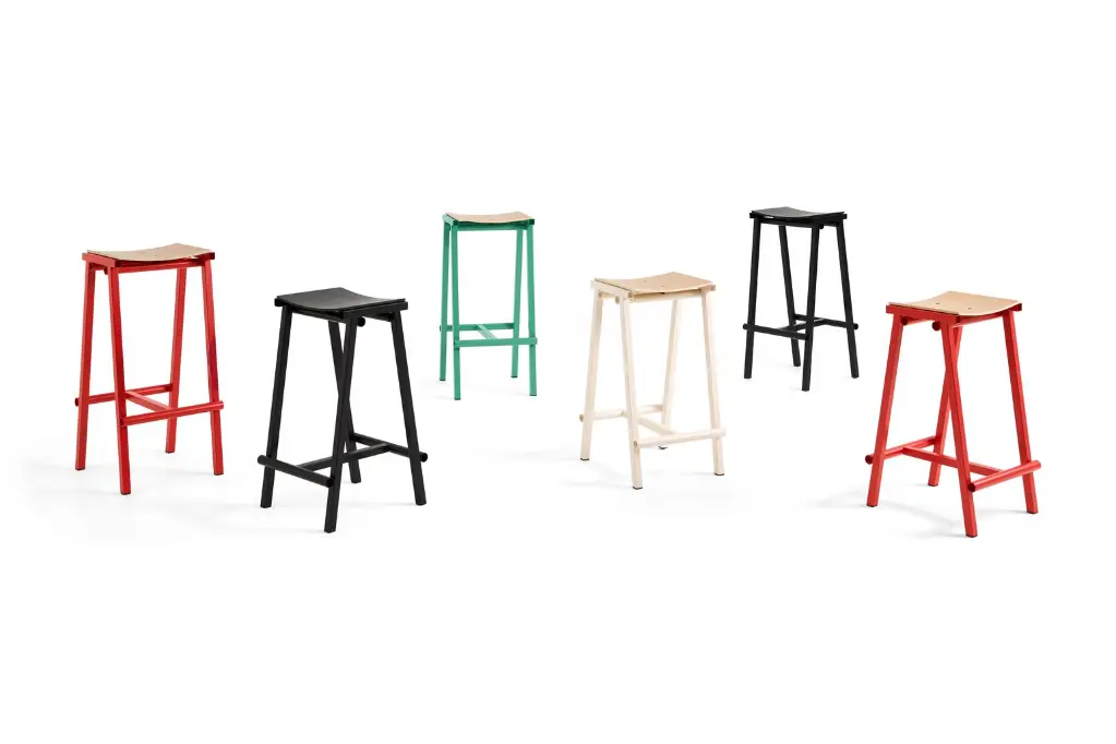 Taburete 8 Bar Stool family.webp