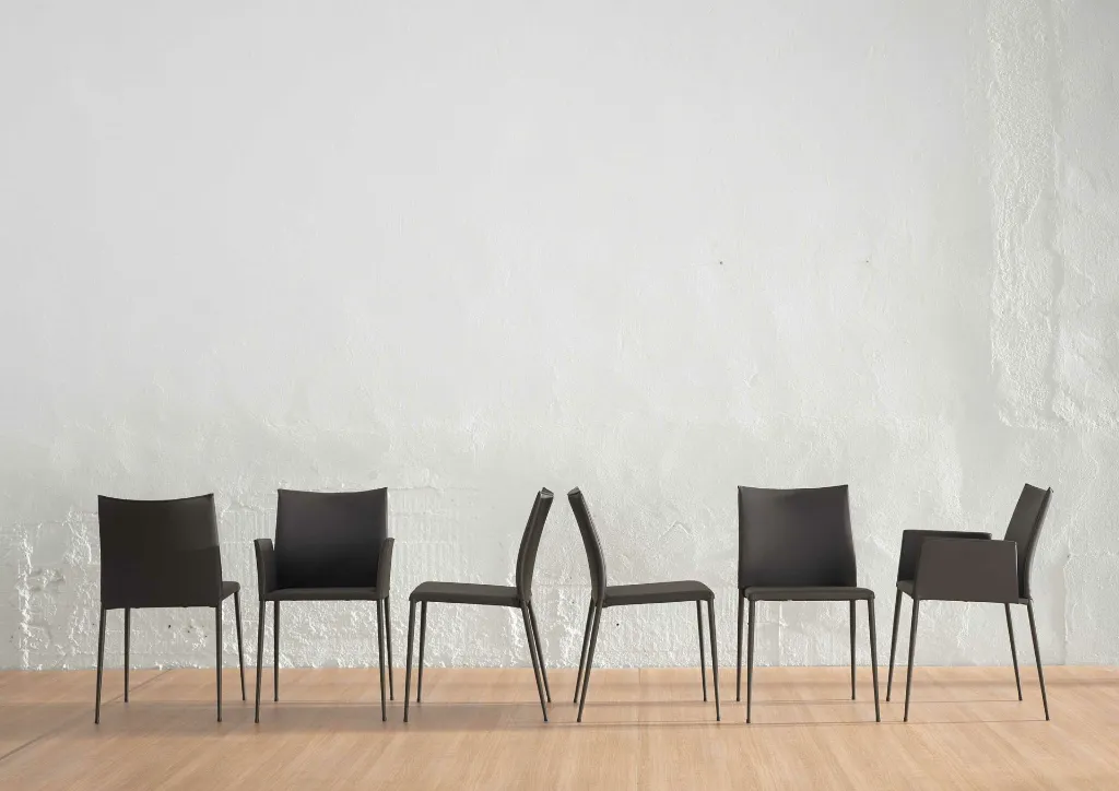 MOKA-CHAIRS-scaled.webp