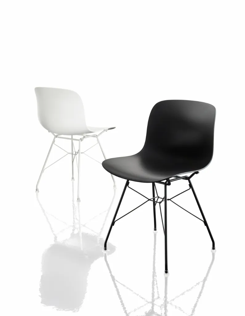 Magis_troy_chair_product_group_SD3702_polypropylene_01_lr.webp