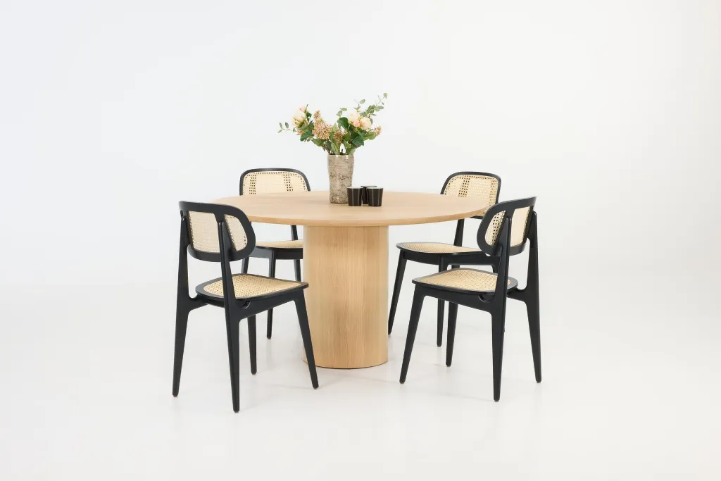 Vincentsheppard_Atlas Dia 130 Titus Dining Chair Black.webp
