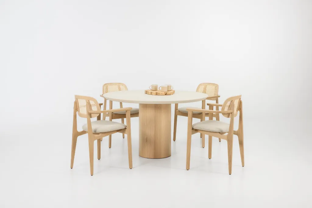 Vincentsheppard_Foster Dia 130 Titus Dining Armchair Natural.webp