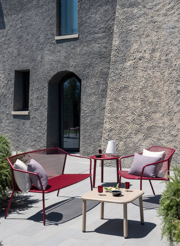 darwin-yard-cone-emu-giardino-arredamento-outdoor.webp