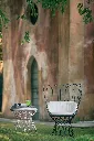 poltroncina-tavolo-basso-re-trouve-emu-esterno-giardino-acciaio-bianco-nero.webp