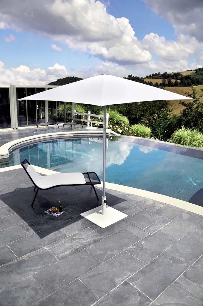 ombrellone-piazzetta-lettino-round-emu-esterno-giardino-alluminio-bianco.webp