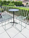 HAY Neu table + 2x HEE tabourets de bar