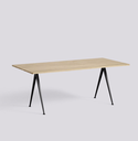 HAY Pyramid Tafel 190x85 H74 poten zwart gelakt - blad massief eik mat gelakt