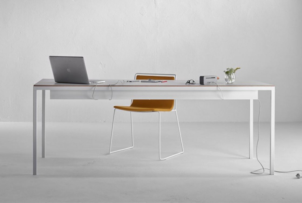 Ondarreta Dry desk (110x70, Wit, met kabelgoot, zonder electrificatie)
