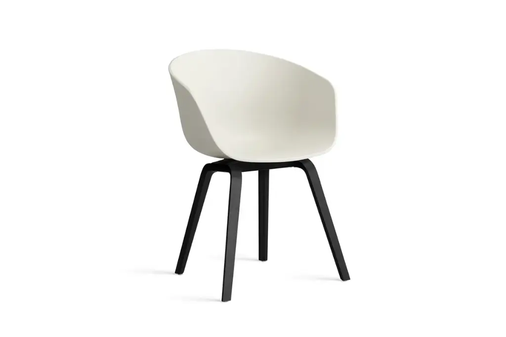 HAY AAC 22 base en chêne (Melange Cream, Black water based lacquered Oak, Patins standard, met seat pad)
