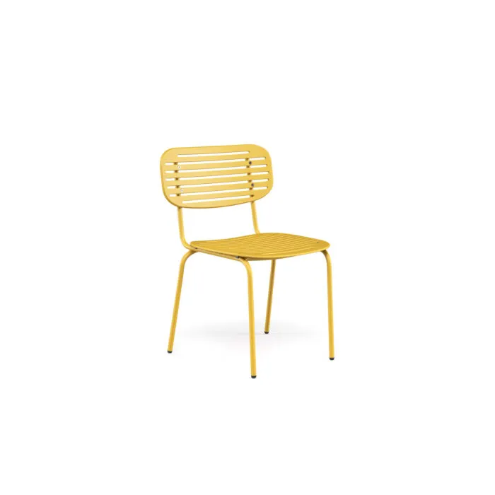 EMU Mom armchair