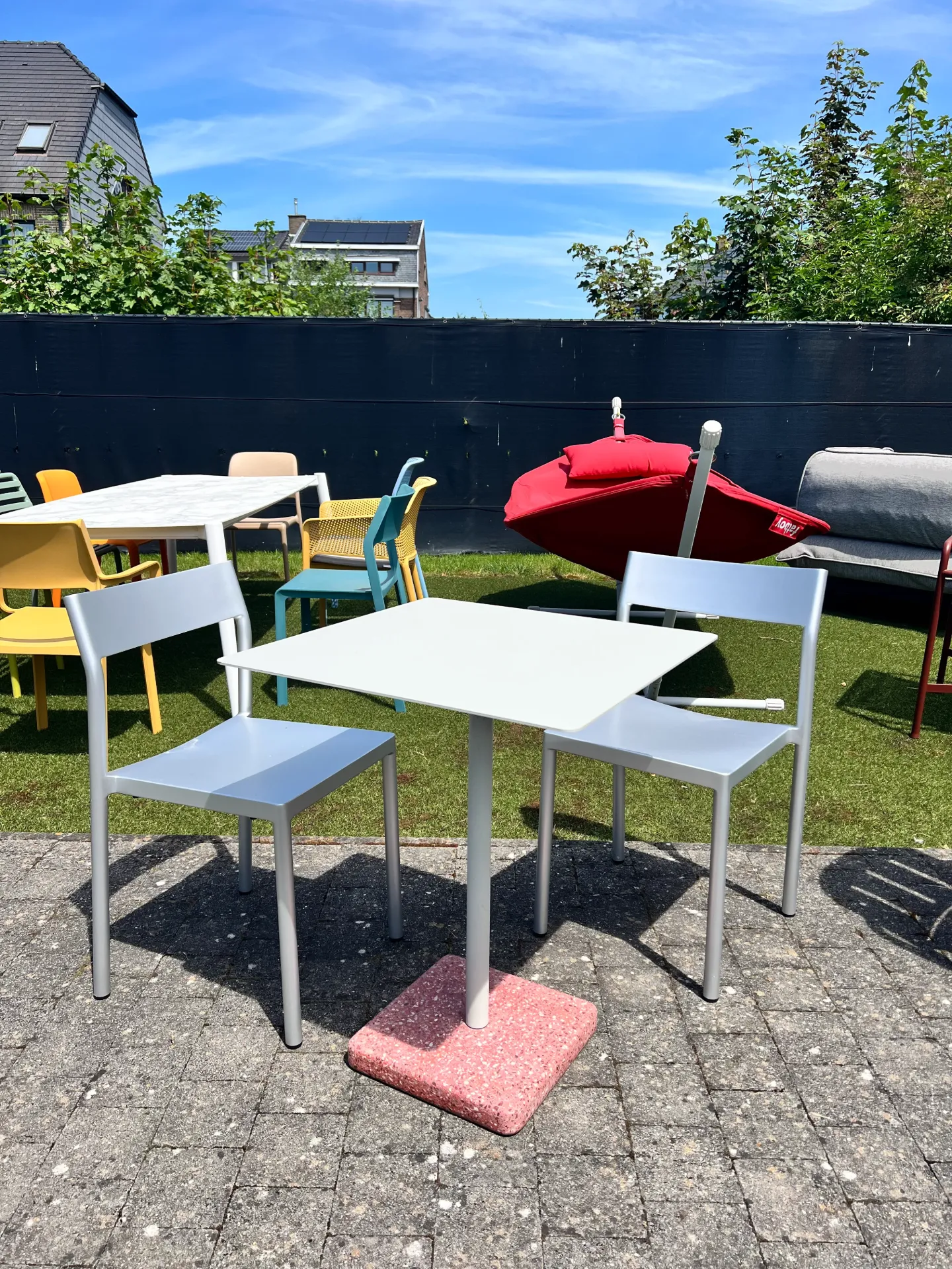 Set: HAY Terrazzo + HAY Alu chair (2x) (kopie)