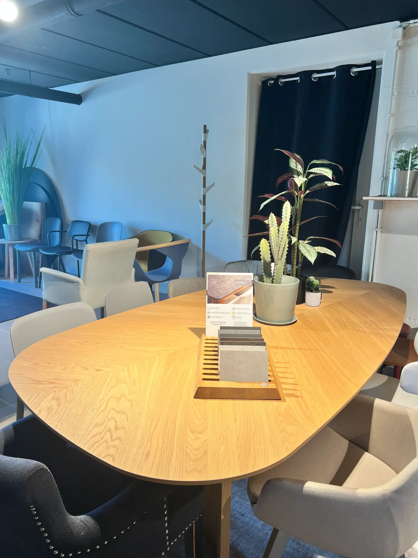 Tafel Mobitec Dolmen Organic 120x230