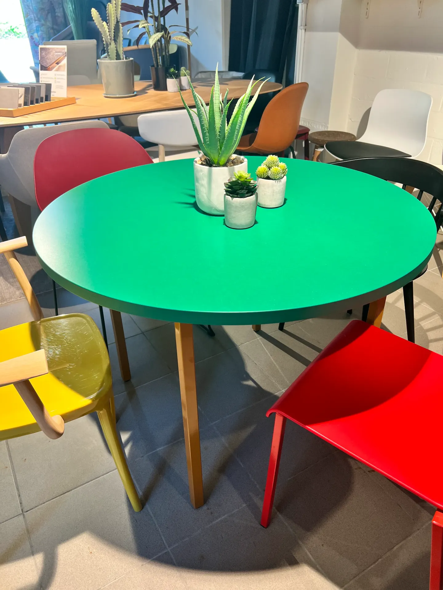 Tafel HAY Two-Colour dia 105